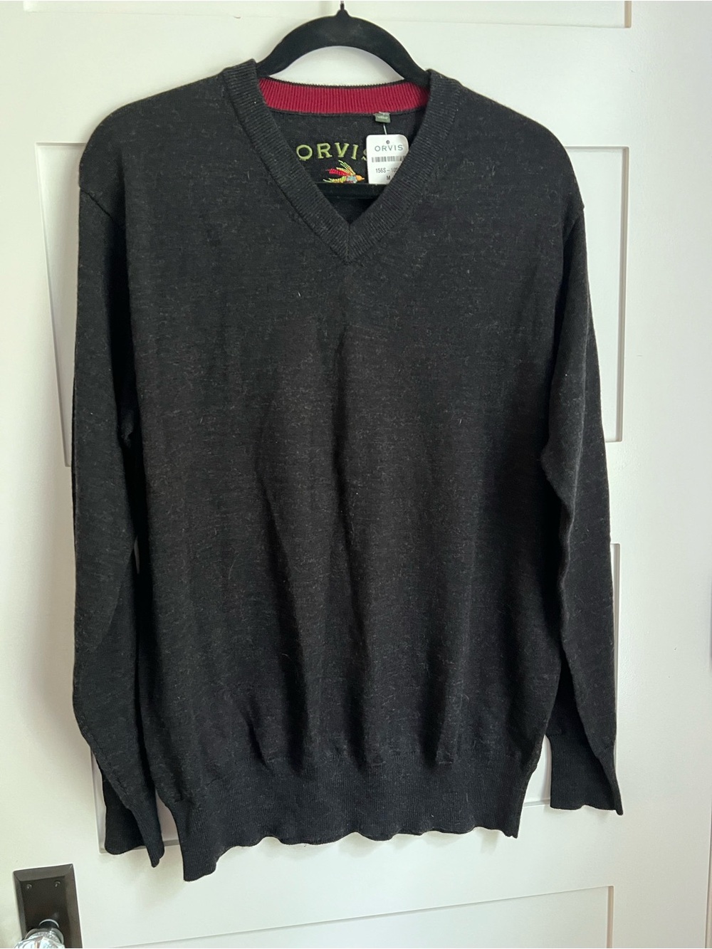 Orvis NWT Men's Dark Charcoal V-Neck Merino Sweater M